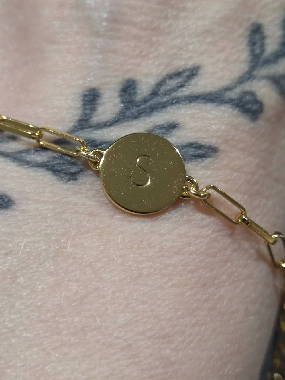 kate spade gold chain bracelet with logo S charm With Dustbag - Picture 3 of 5